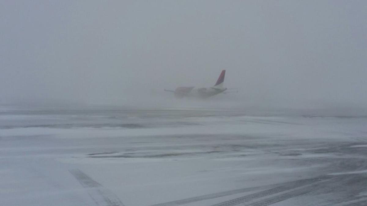 aeroport-zapada_83597900