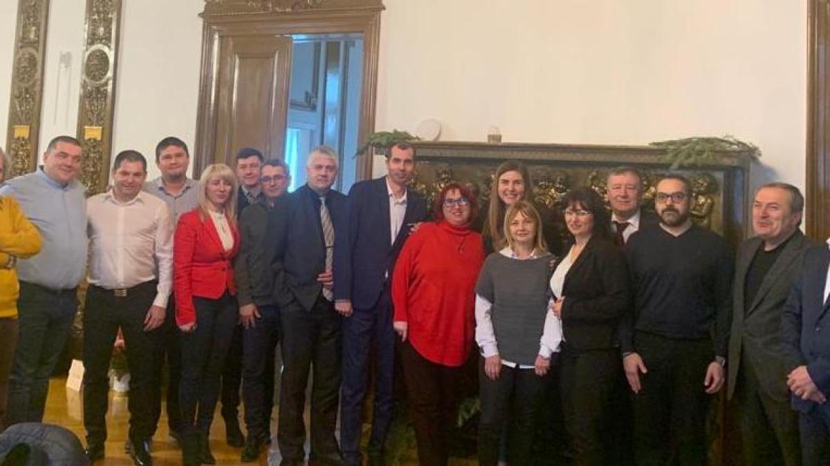 ntalniredepartamenteconomic-pro-romania_31134500