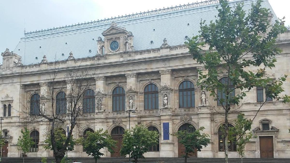 palatul_de_justitie_bucuresti_fb_05208700