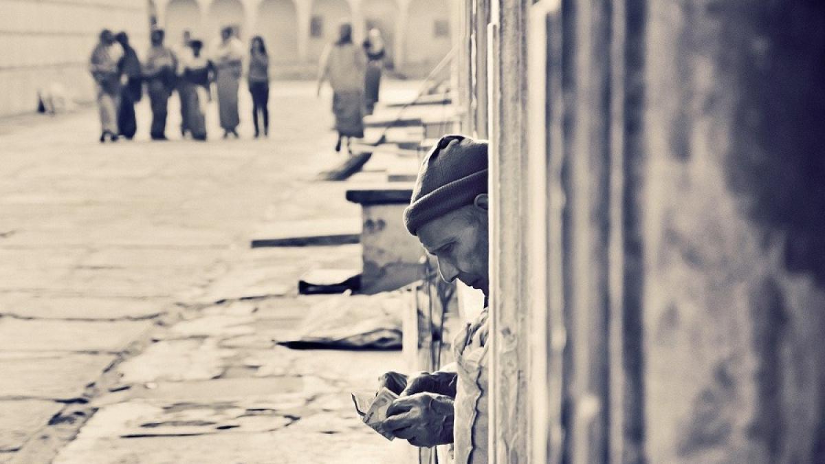 bani_batran_strada_viata_pxb_83043800