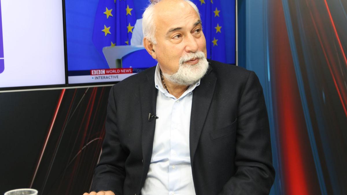 varujan-vosganian_03559000