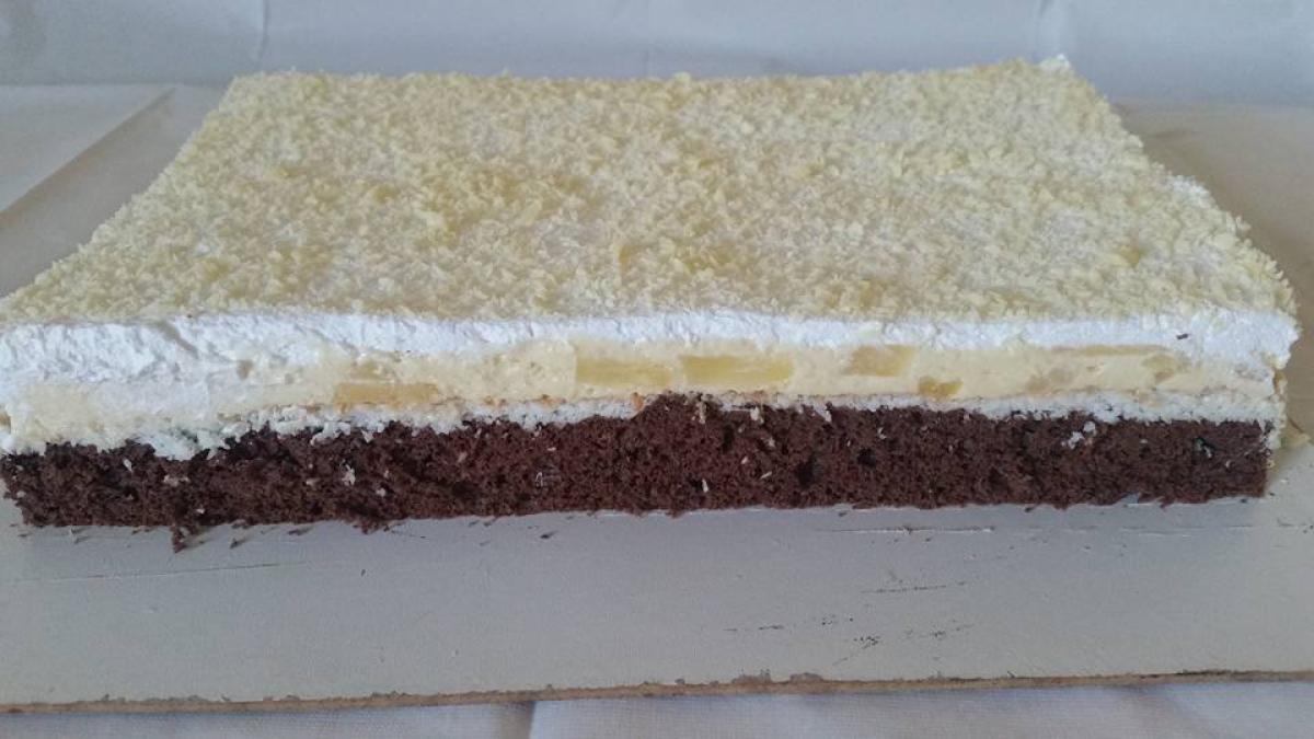 prajitura-cu-ananas-si-frisca_81516300