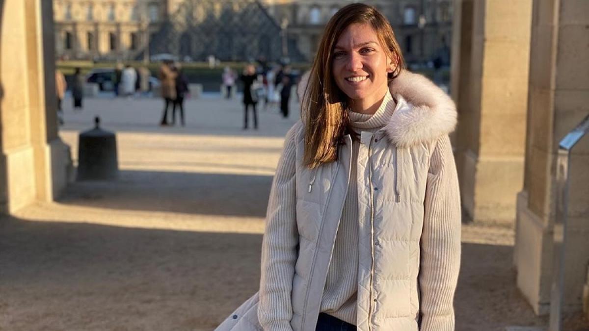 simona_halep_luvru_insta_60167300