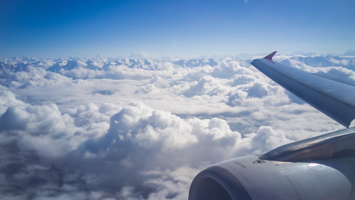 aeronava_avion_aripa_28585600