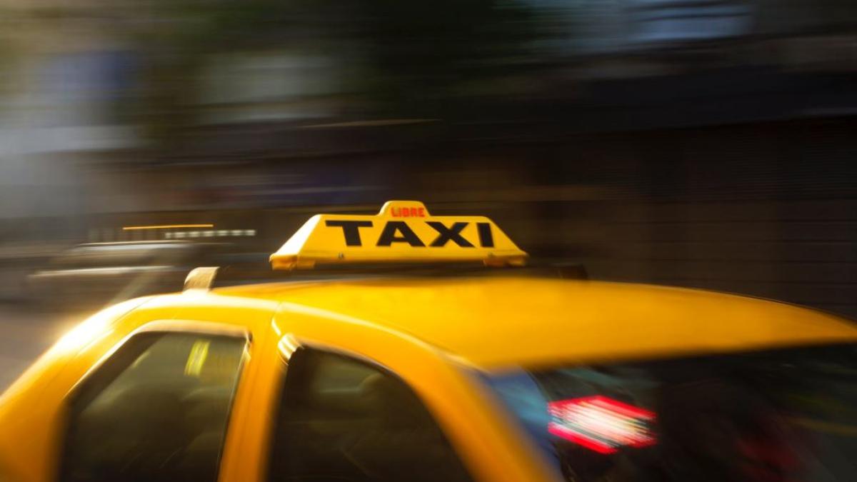 taxi_04823200
