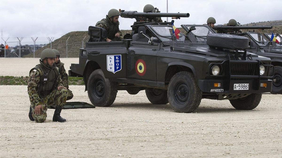 militari_romani_in_cadrul_misiunii_kfor_mapn_wiki_25358900