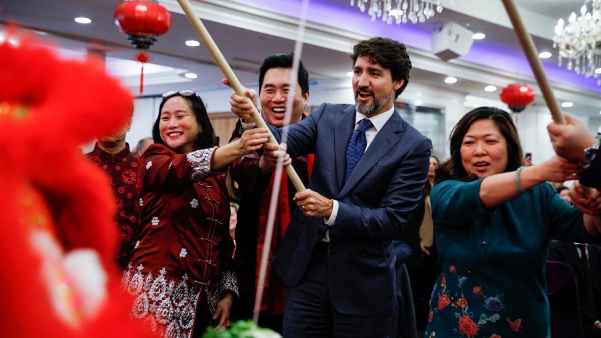 trudeau_barba_chinezi-coronavirus_an_nou_fb_08669300