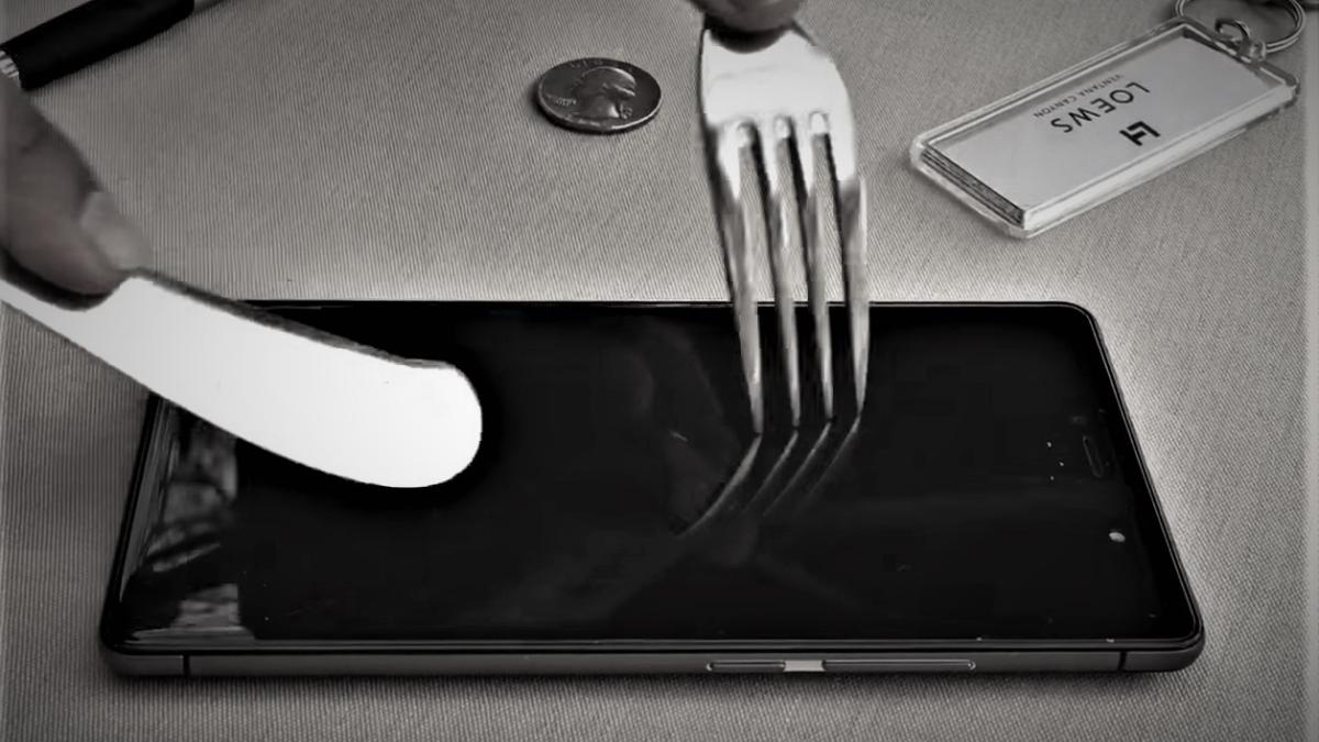 protectie_telefon_4_85548500