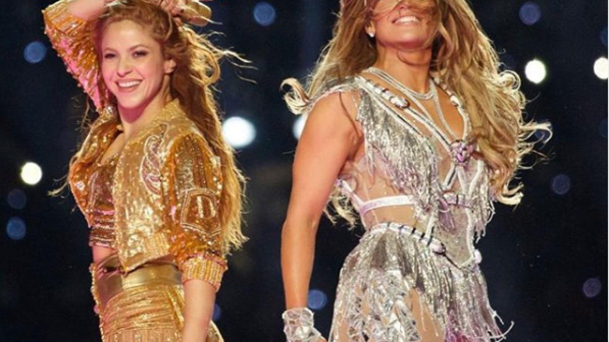 shakira_jennifer_lopez_super_bowl_19041900