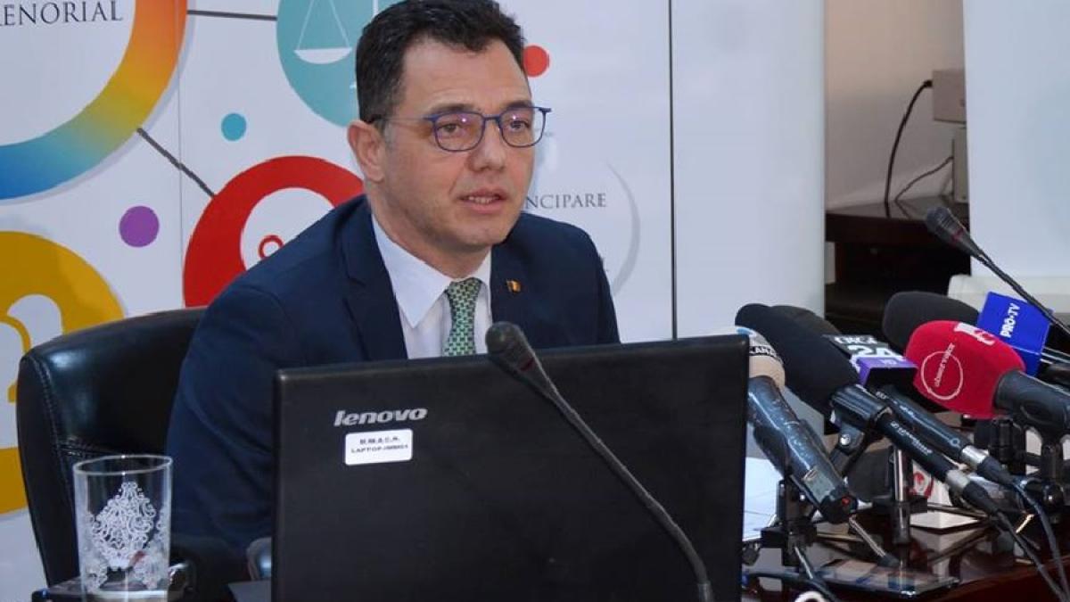 stefan-radu-oprea-fb_76570000