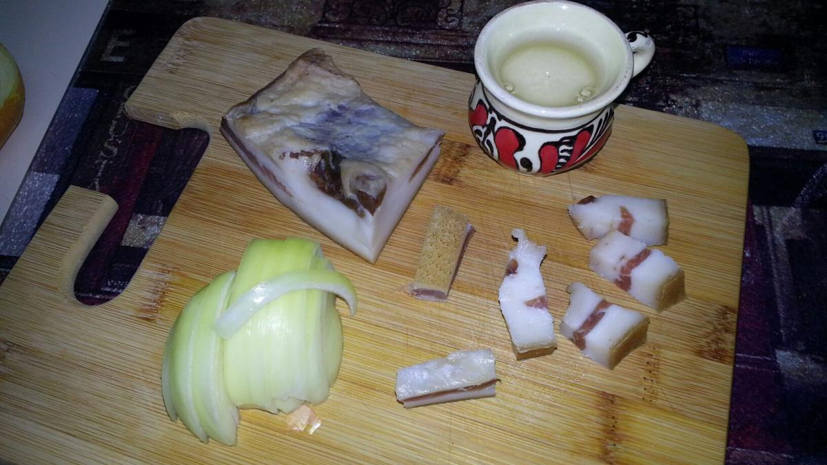 slanina-si-ceapa1_66105100