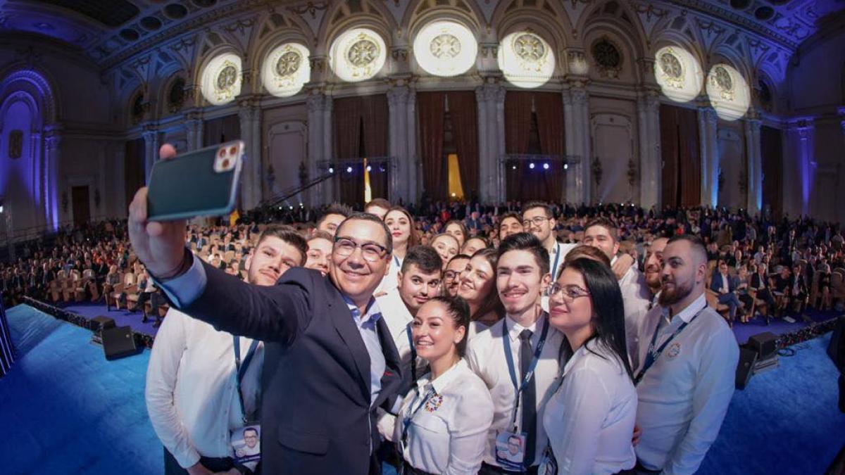 victor_ponta_foto_facebook_22413200