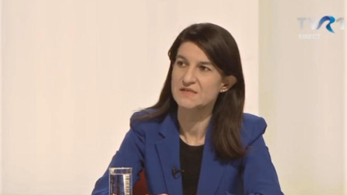 violeta_alexandru_tvr1_ro9_cpv_99780200