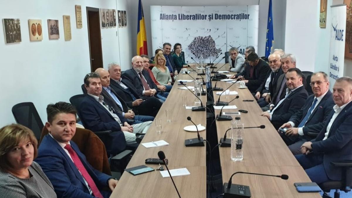 alde-protocol-colaborare-partidul-neoliberal_07677700