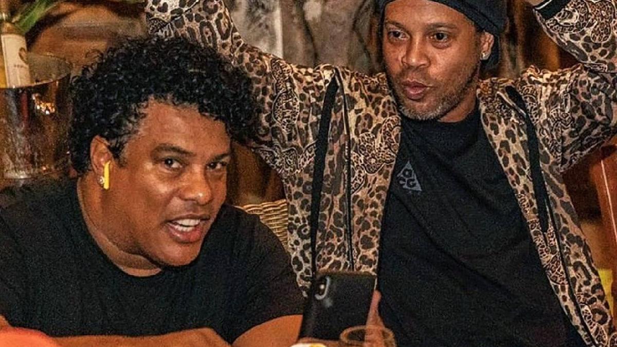 ronaldinho_frate_hotel_fb_39859100