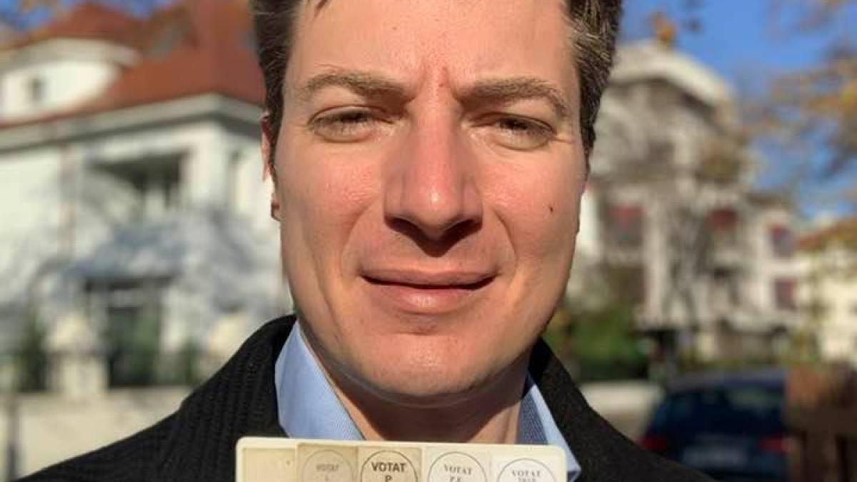 andrei-caramitru-1111_28280300