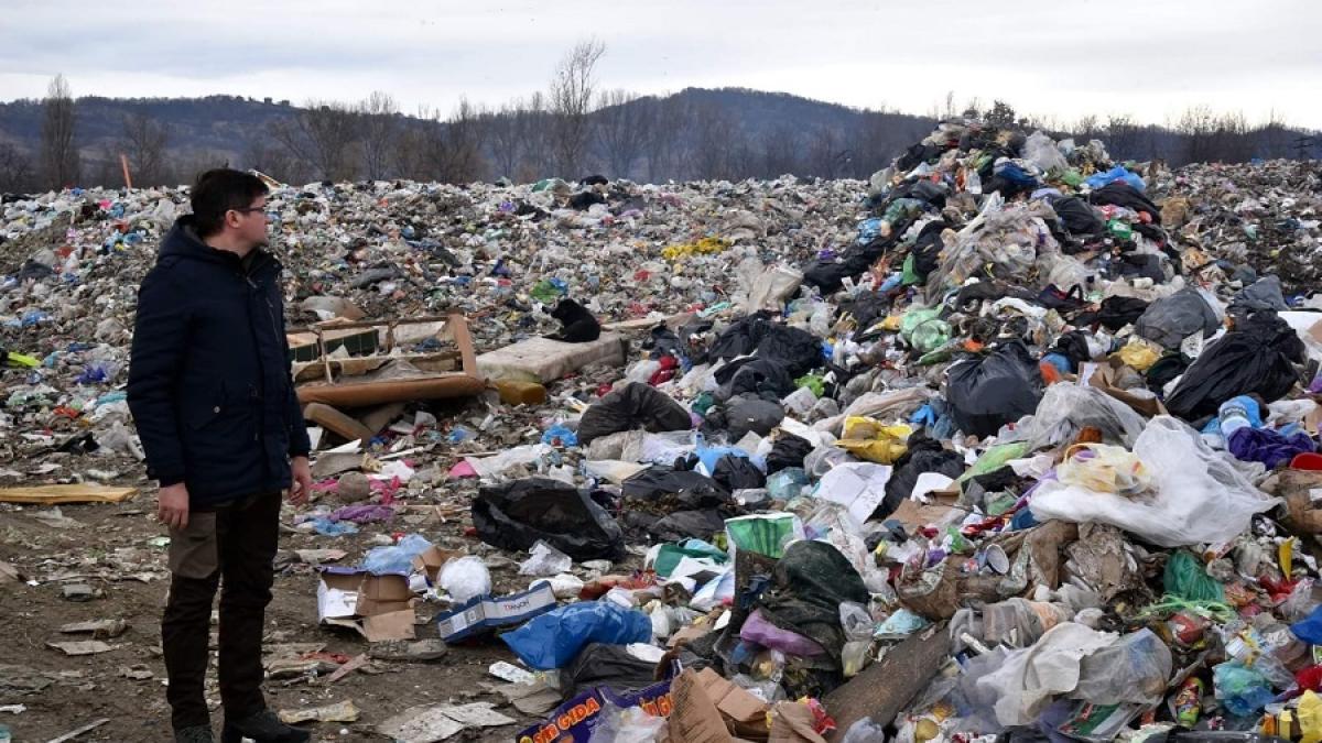 costel_alexe_groapa_de_gunoi_fb_88043600