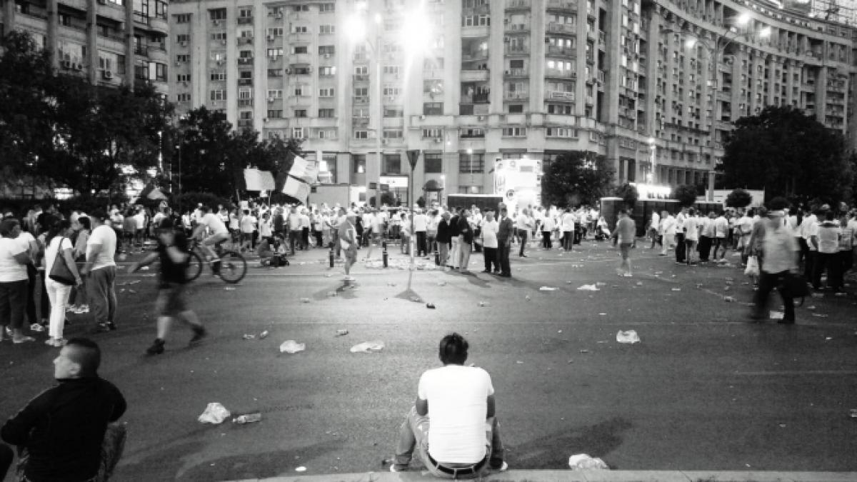 protest_psd_43593700_18215800