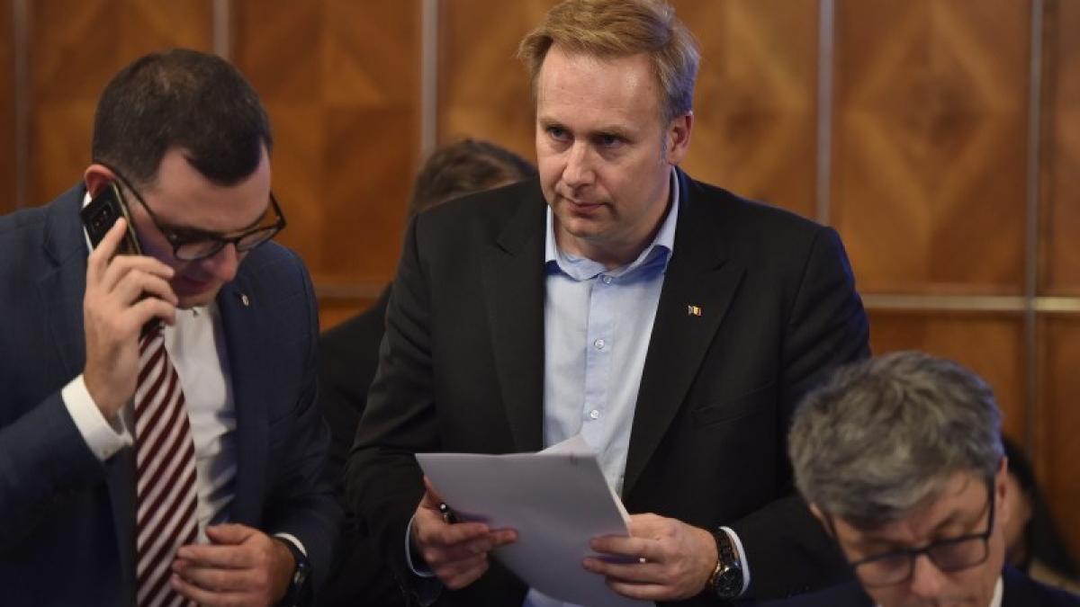 victor-costache-2_94031000