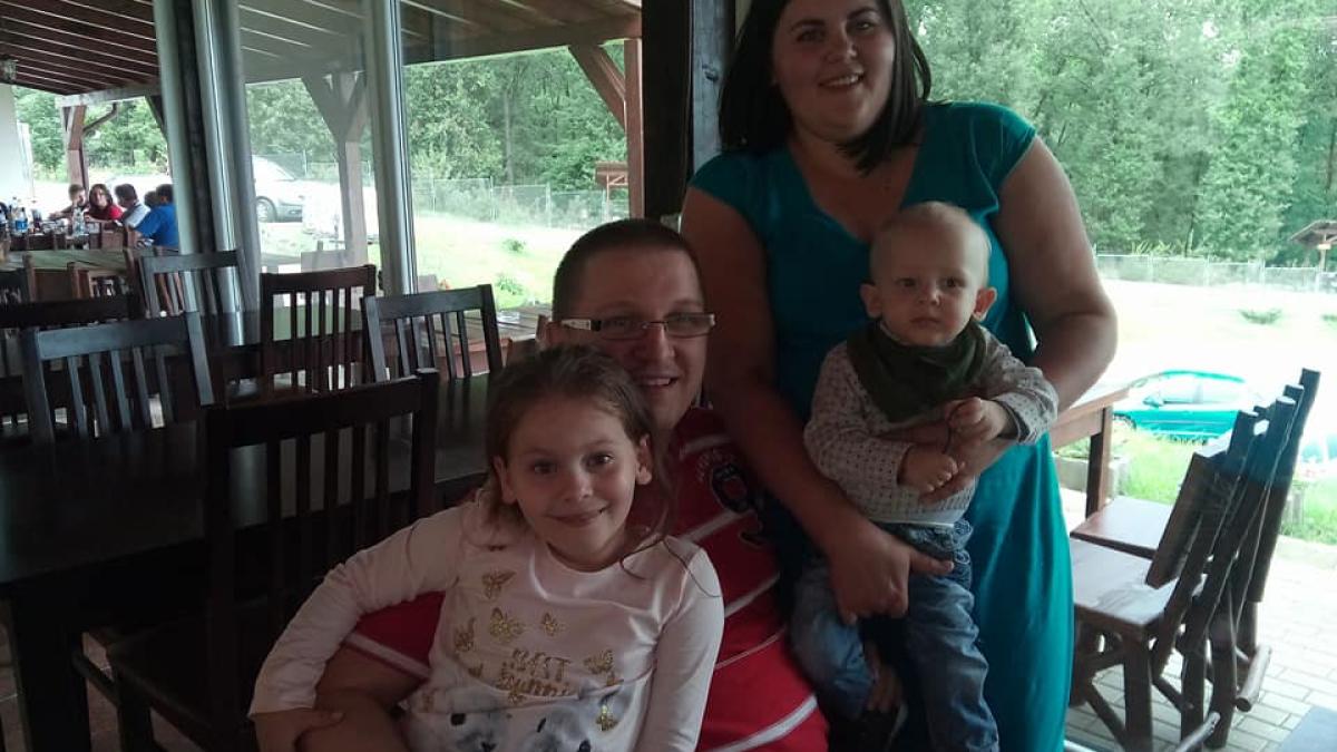 dragos-zaharia-si-familia-sa_50173700