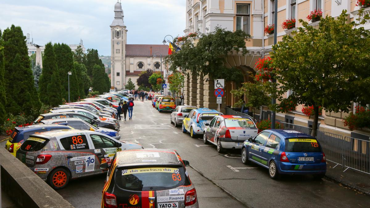 brand_hr_0211_52719100