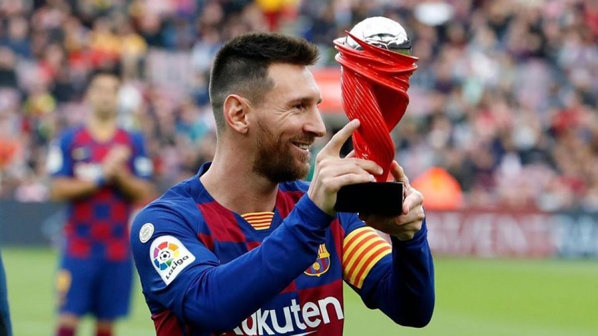 messi_barcelona_trofeu_fb_personal_82719100