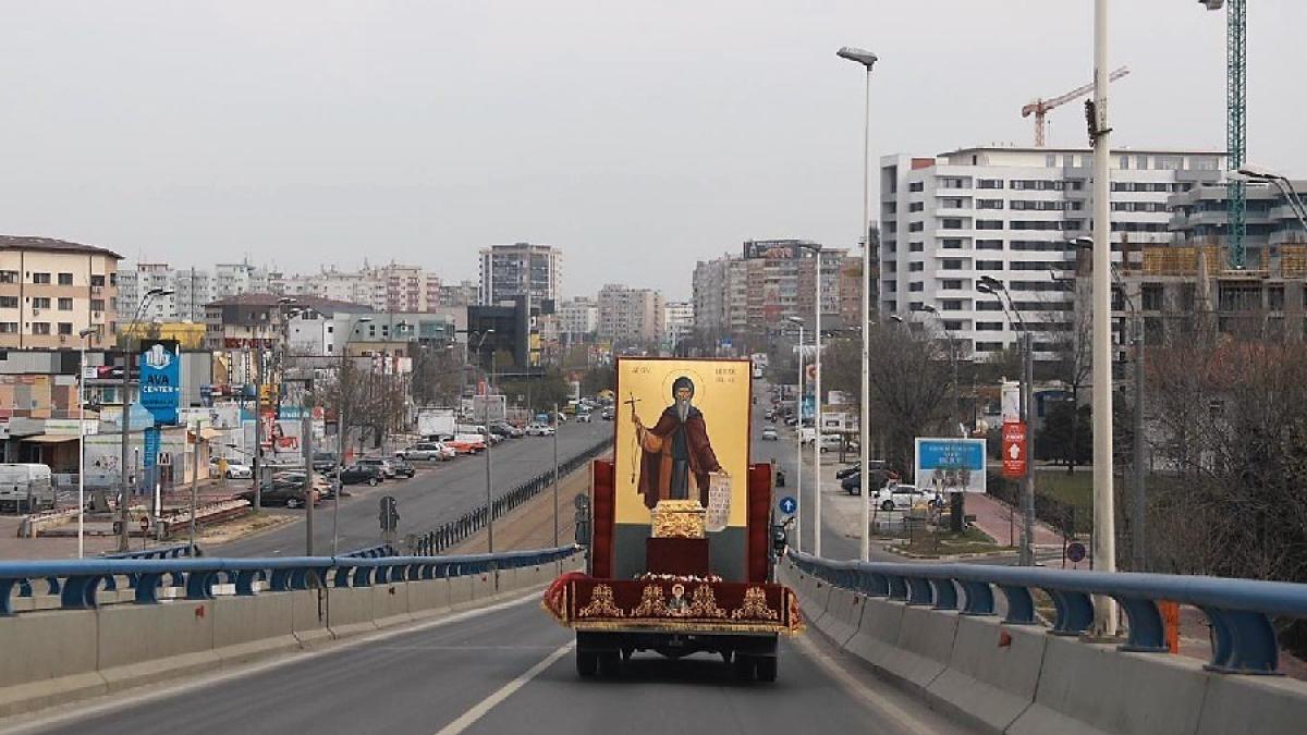 sf-dimitrie-procesiune-epidemie-coronavirus-basilica_96717500