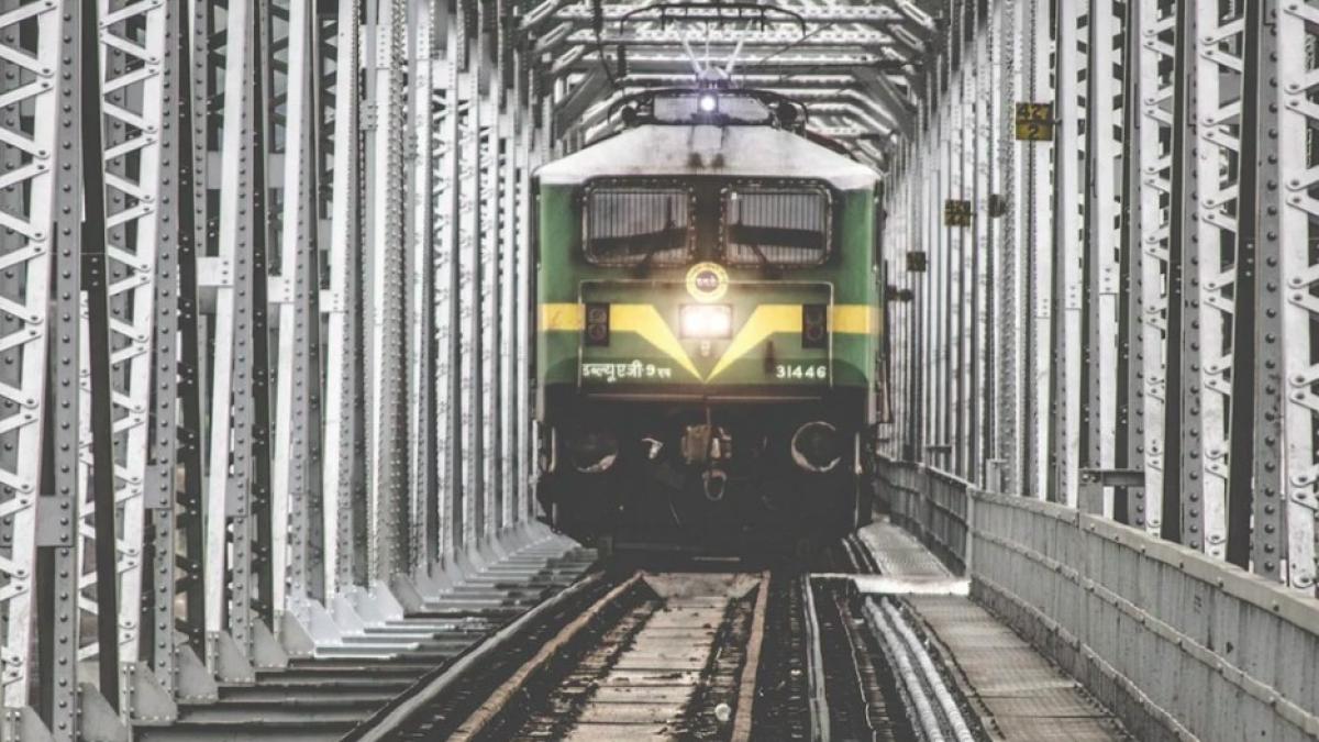 india_cai_ferate_coronavirus_96112900