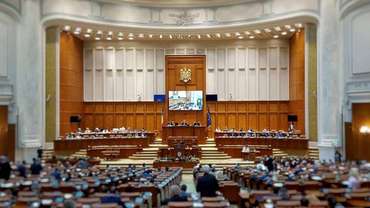 parlament_plen_sedinta_deputati_senatori_09844900