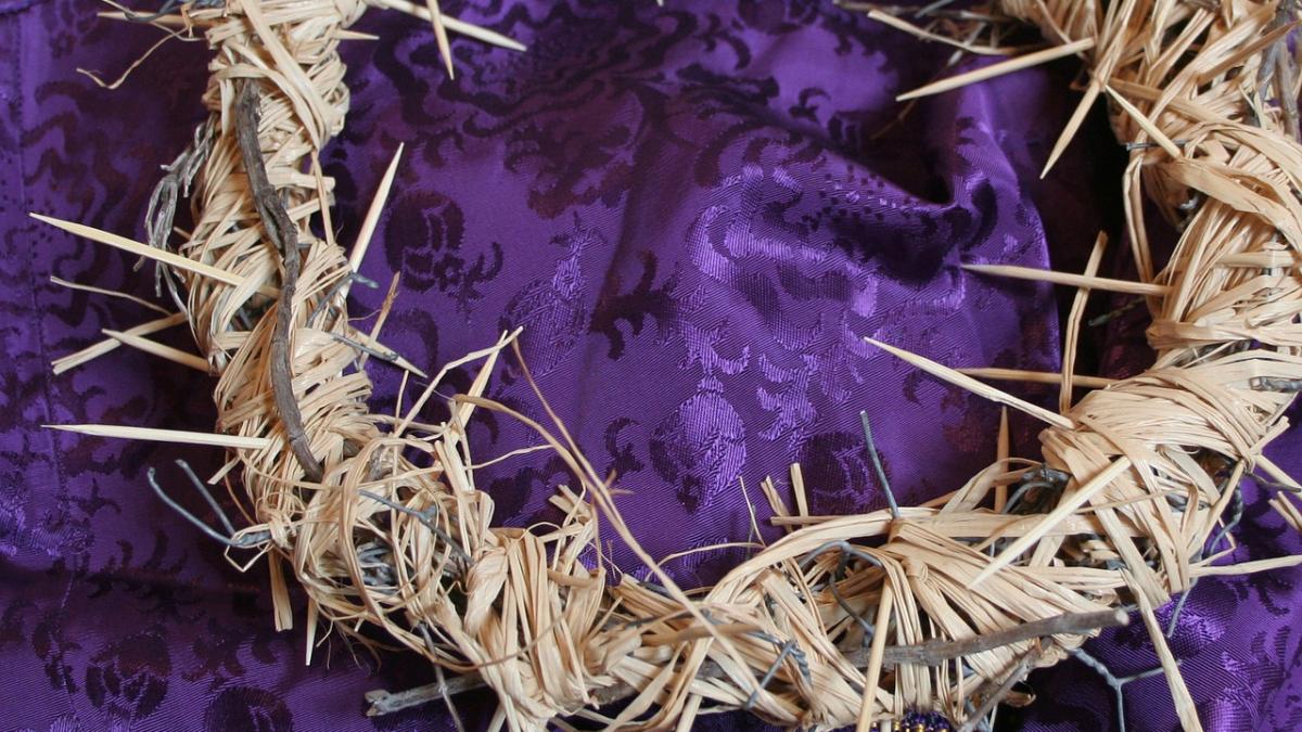 coroana-de-spini-iisus-saptamana-mare-patimi_19907900