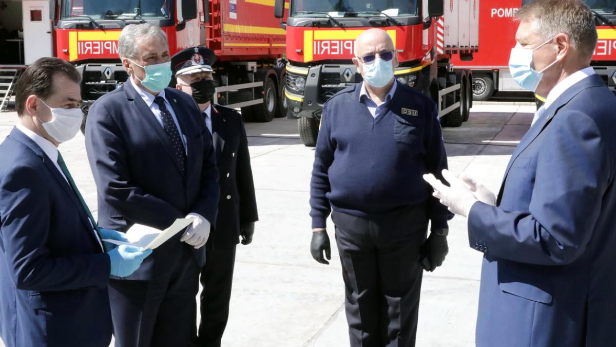 orban-vela-arafat-iohannis-masca_25017900