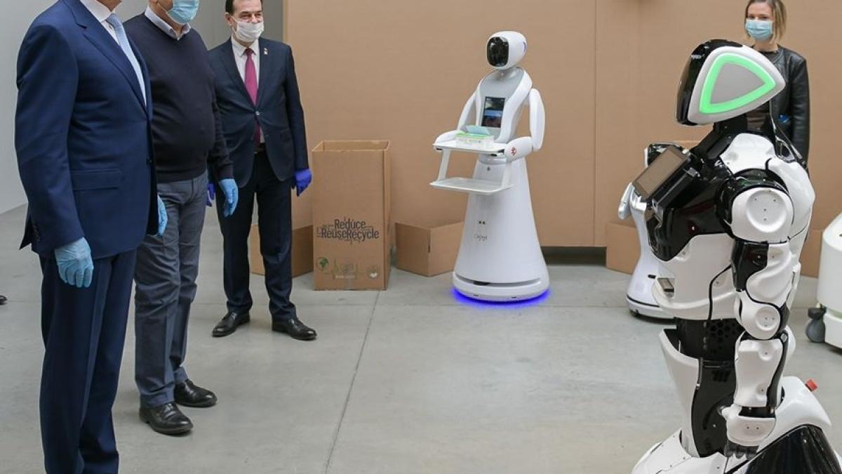 iohannis-robot-asistent_03872600