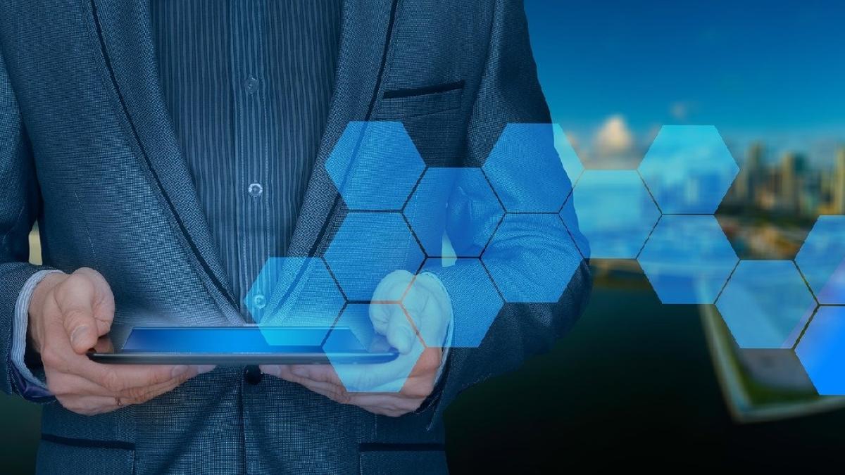 afaceri-tableta-macro-pxb_12534500