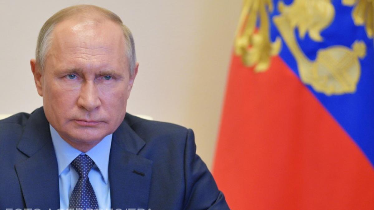 vladimir_putin_4_covid-19_02699000