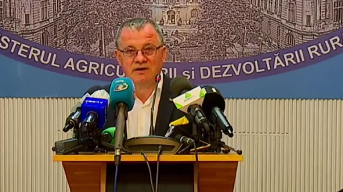 adrian_oros-ministru-agr-conf-cpv_51044000