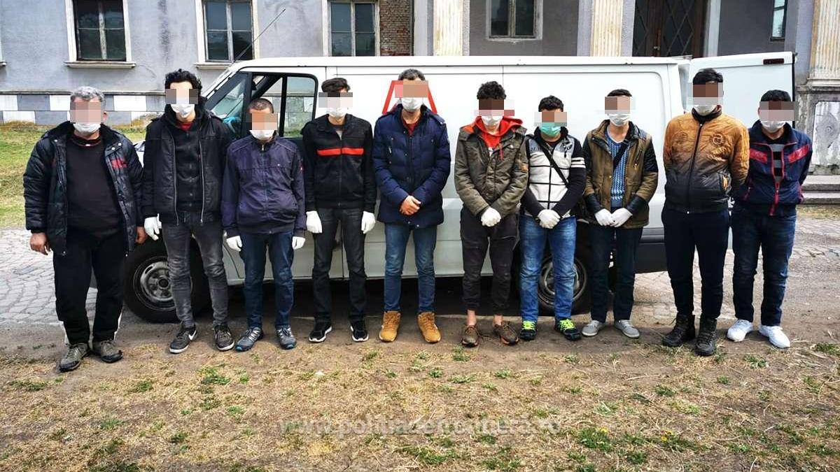 1588325098375-7483-s4_42755500