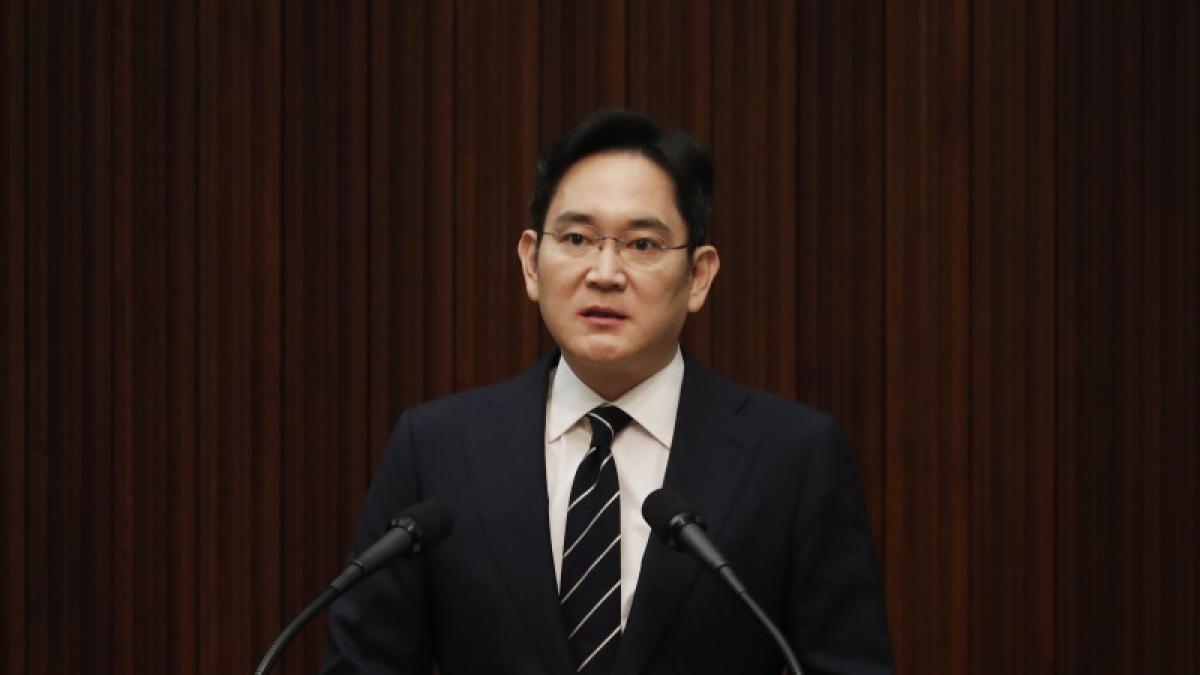 jay_y_lee_samsung_director_61061300