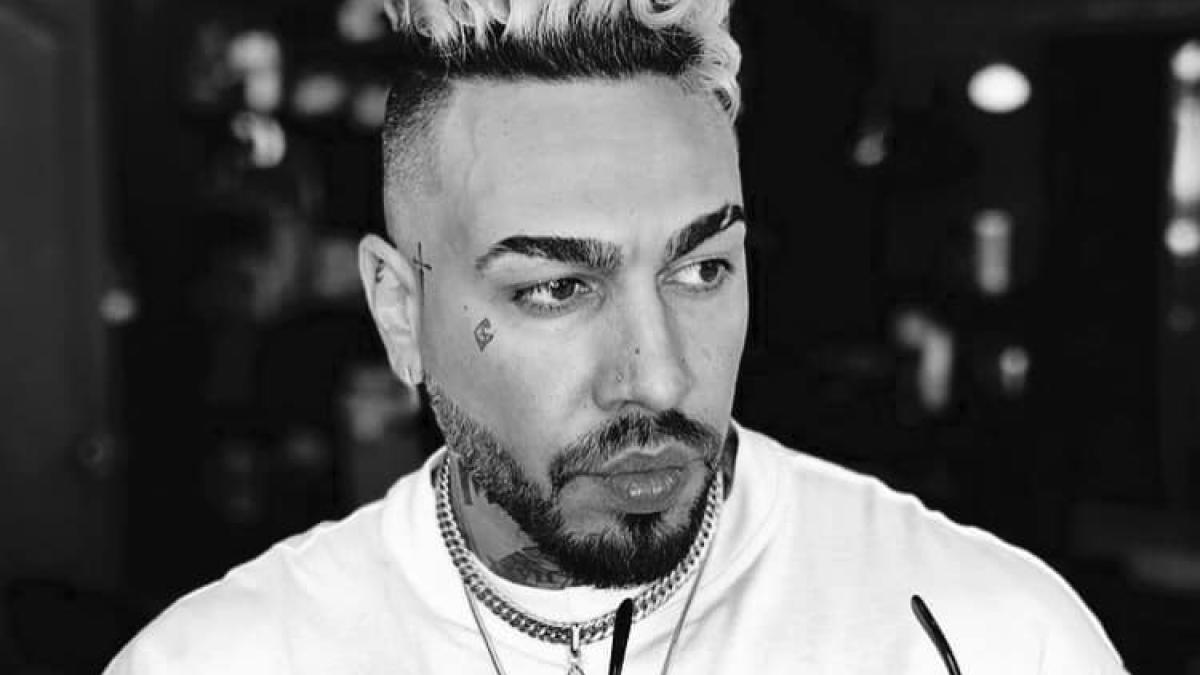 alex-velea1_66077600