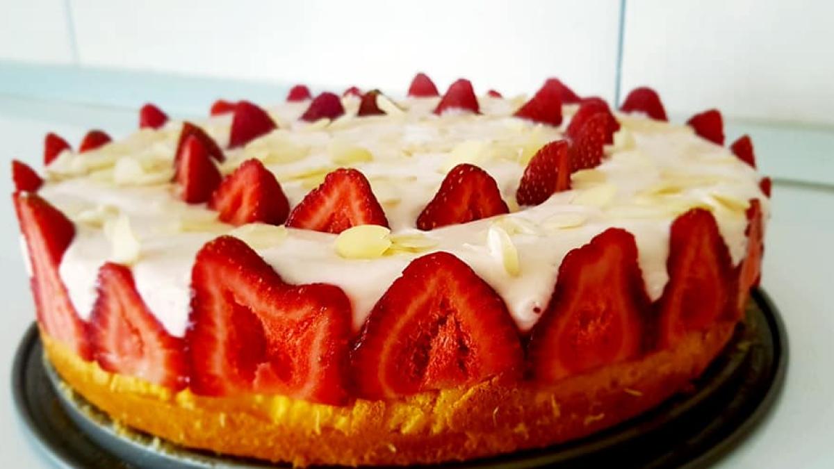 cheesecake-capsune_24926400