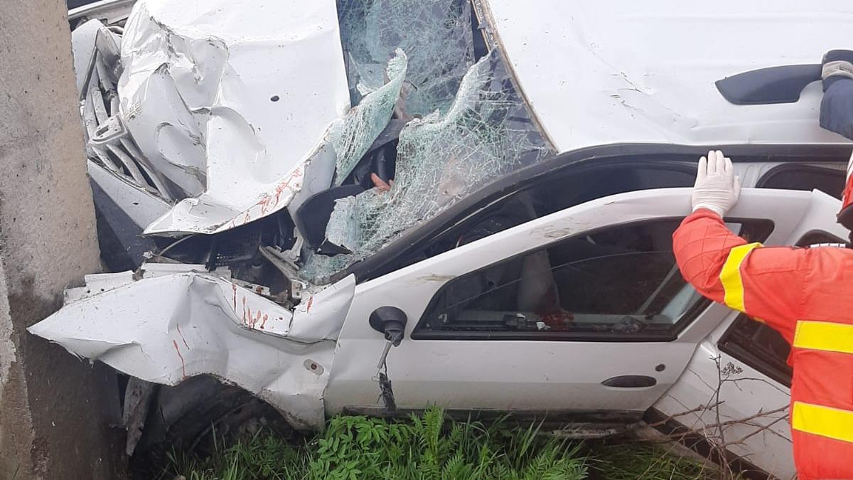 3fe88816-7089-4496-a23b-b984f1fedbee_77415900