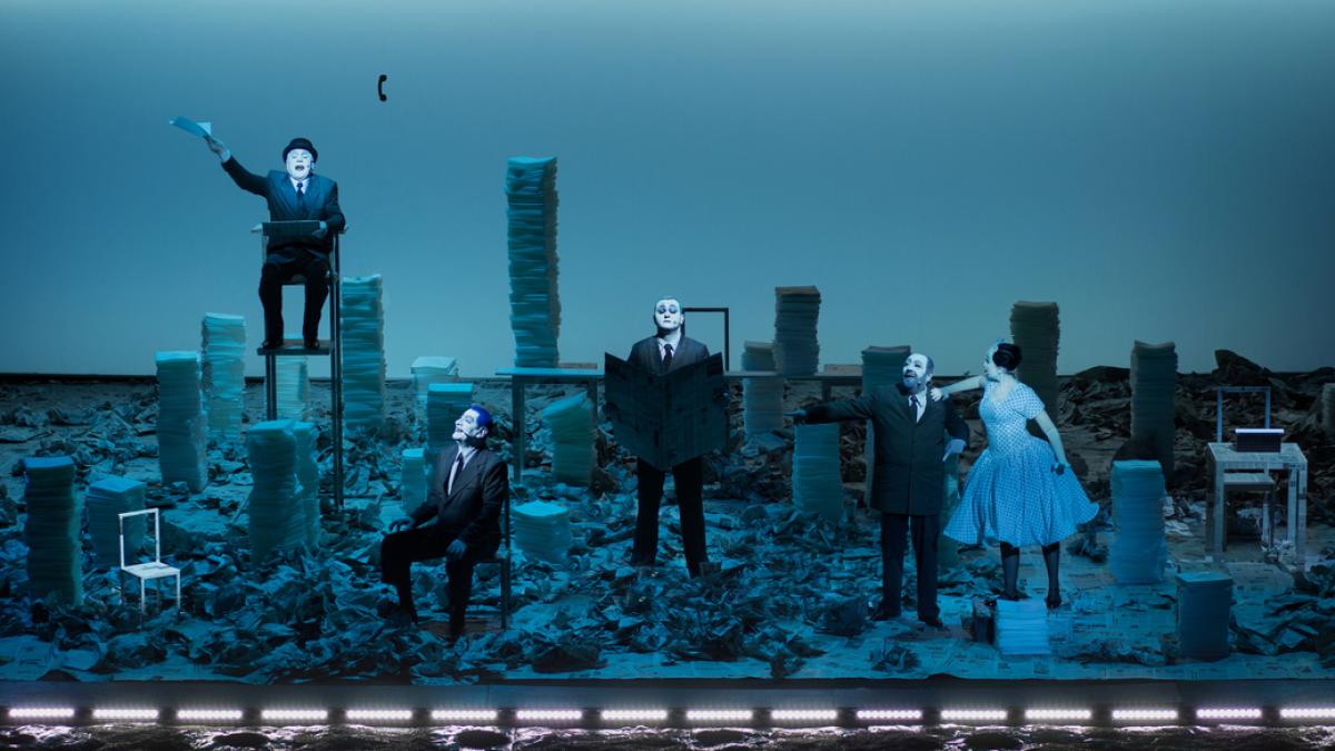 tnc-rinocerii-regia-robert-wilson-foto-adi-bulboacaprc-ccprc-86-2_56836200