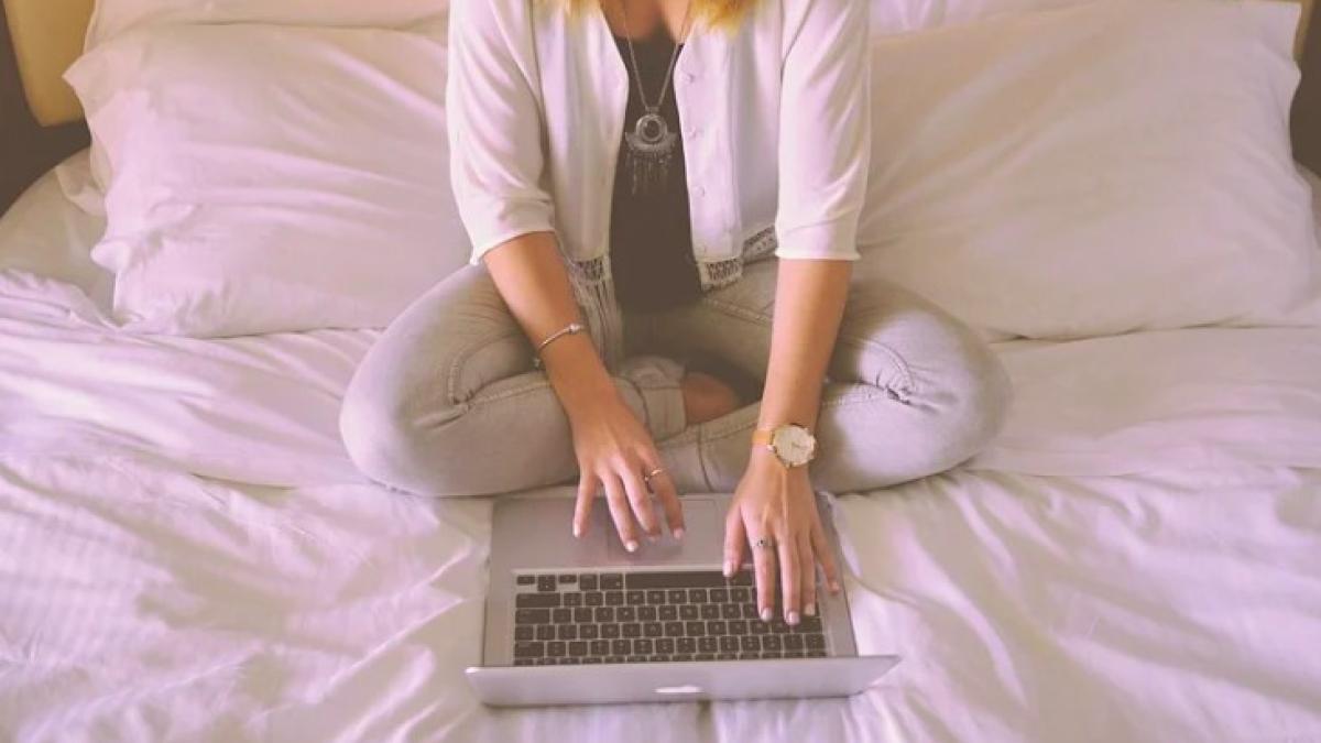 munca_de_acasa_alt_pat_65765600