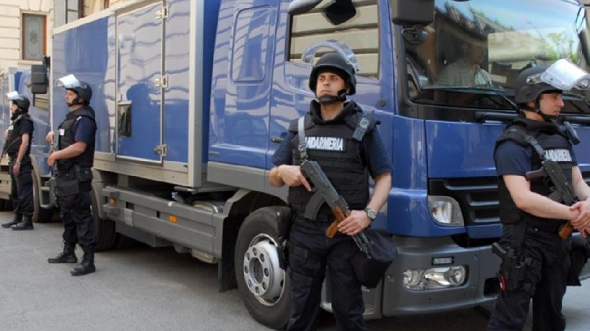 jandarmerie_interventie_arme_jandarmi_fb_87705400