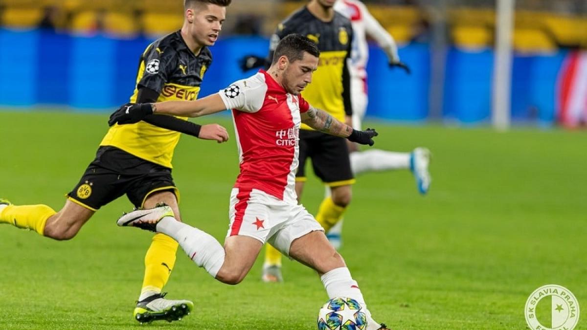 stanciu_slavia_praga_meci_ucl_fb_00593200