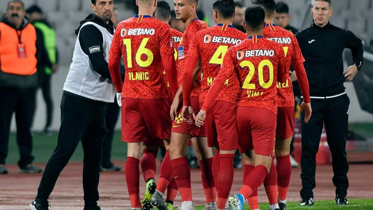 vintila_fcsb_echipa_maci_fb_29748800