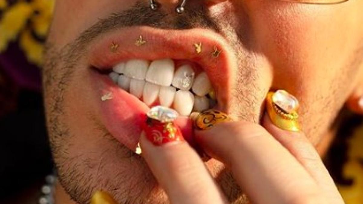 bad_bunny_playboy_48955900