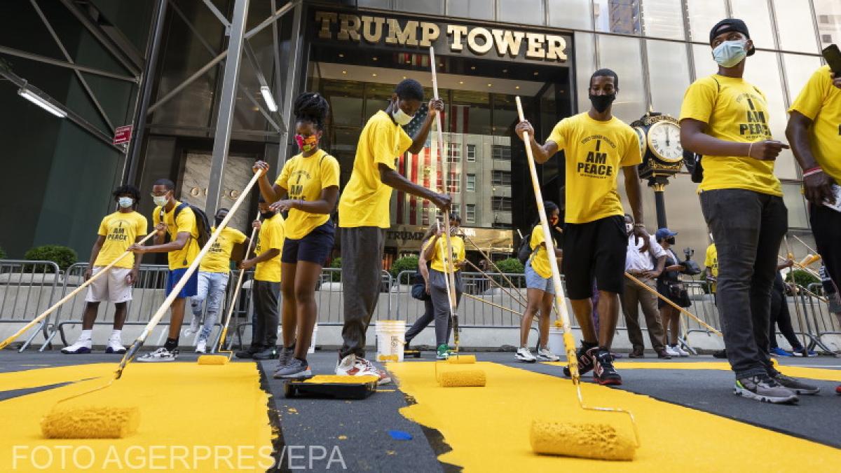 black_lives_matter_trump_63647900