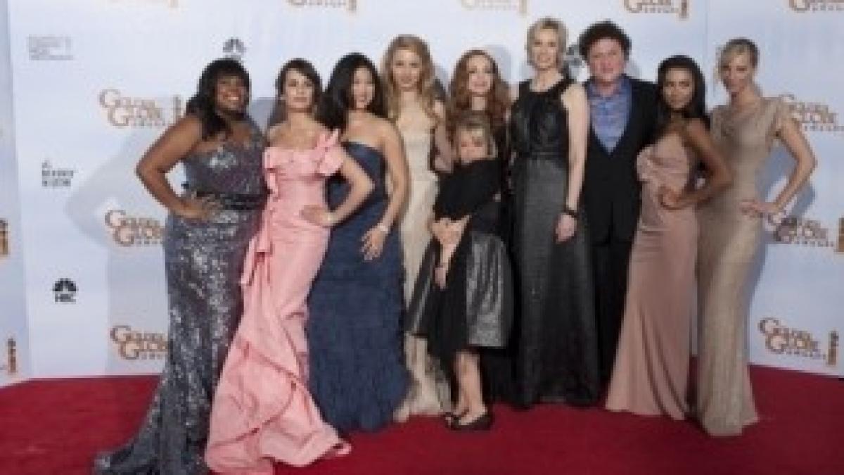 Amber-Riley-Lea-Michele-Jenna-Ushkowitz-Dianna-Agron-Lauren-Potter-Jayma-Mays-Jane-Lynch-Dot-Jones-Naya-Rivera-and-Heather-Morris