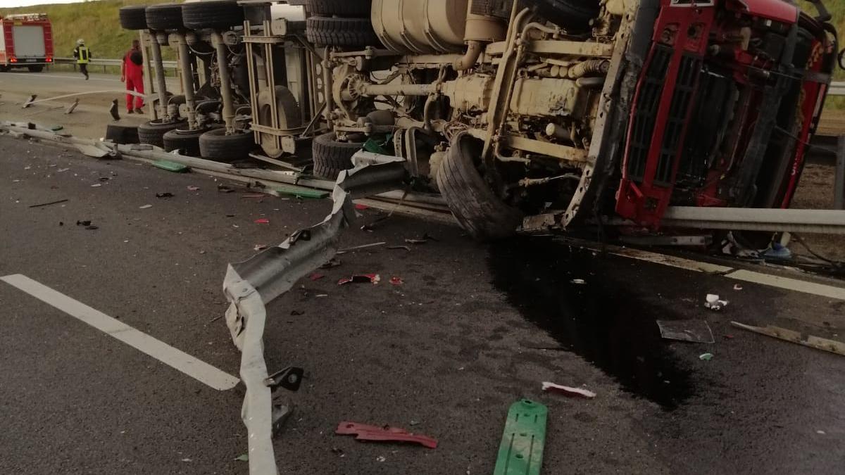 whatsapp-image-2020-07-17-at-18-20-13_19008000