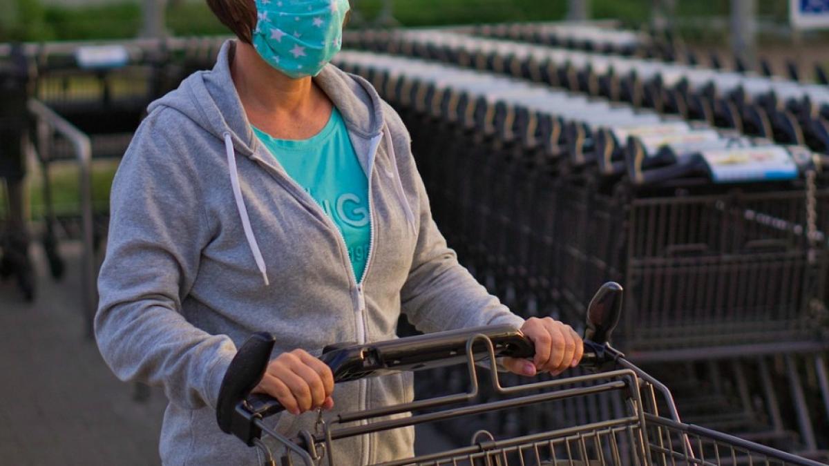 distantare_sociala_2_metri_57529600